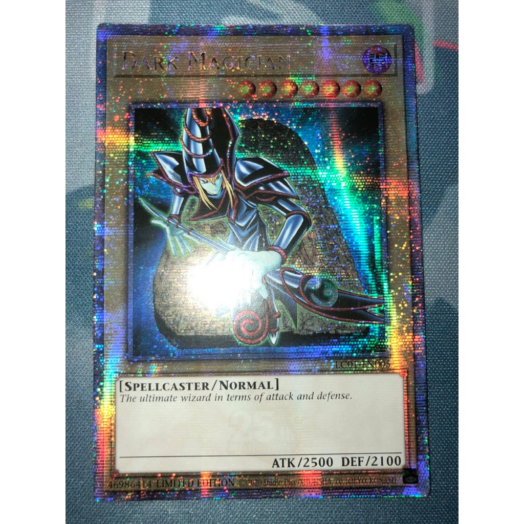 การ์ด Yugioh - TCG - Dark Magician (ครบรอบ 25 ปี) [LC01-EN005] Quarter Century Secret Rare 1st Editi
