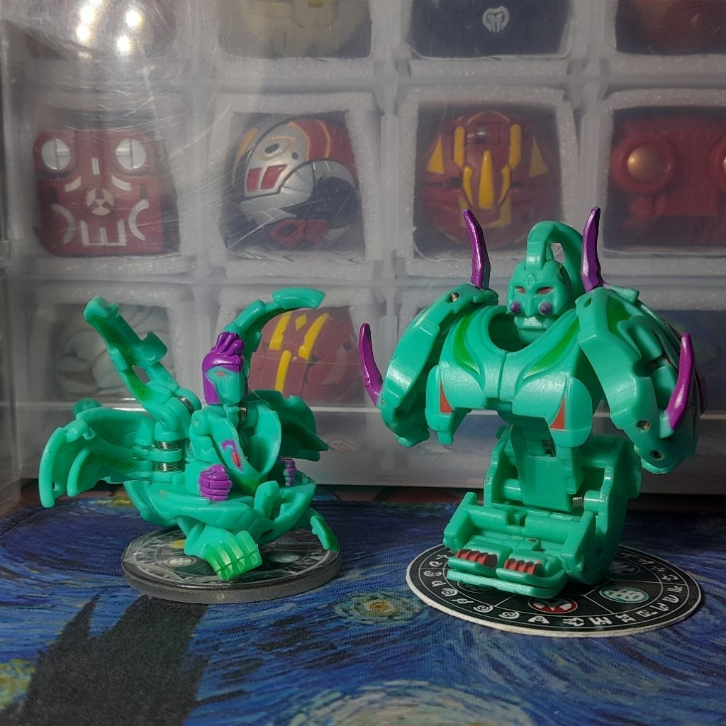 Bakugan Model: Combo Ingram และ BakuTrap Hylash