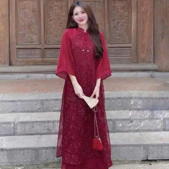 ชุดสีแดง ao dai สําหรับฤดูใบไม้ผลิและปีใหม่ ทําจากลูกไม้และผ้าไหม bling brown คอเต่า ผูกโบว์ แขนหลวม