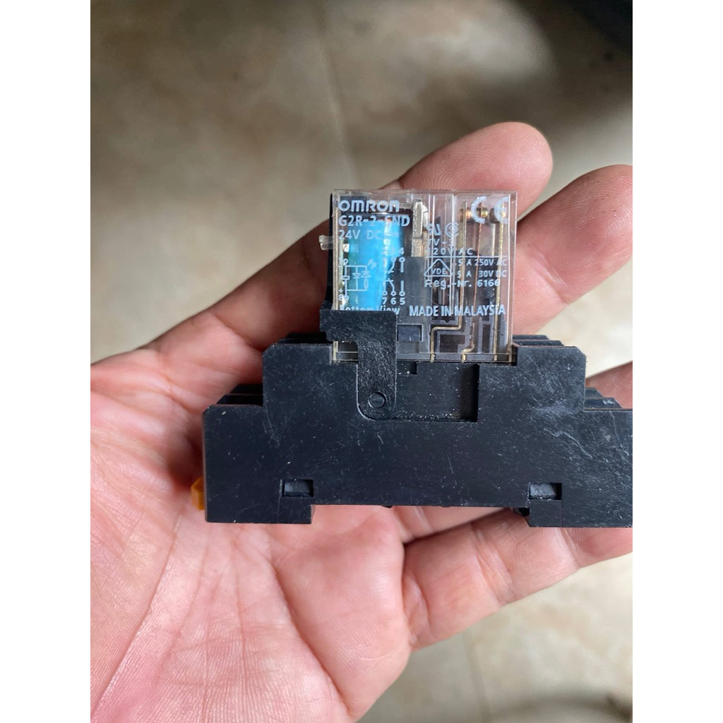 OMRON G2R-7-SND 24V DC . ใหม่ 90%