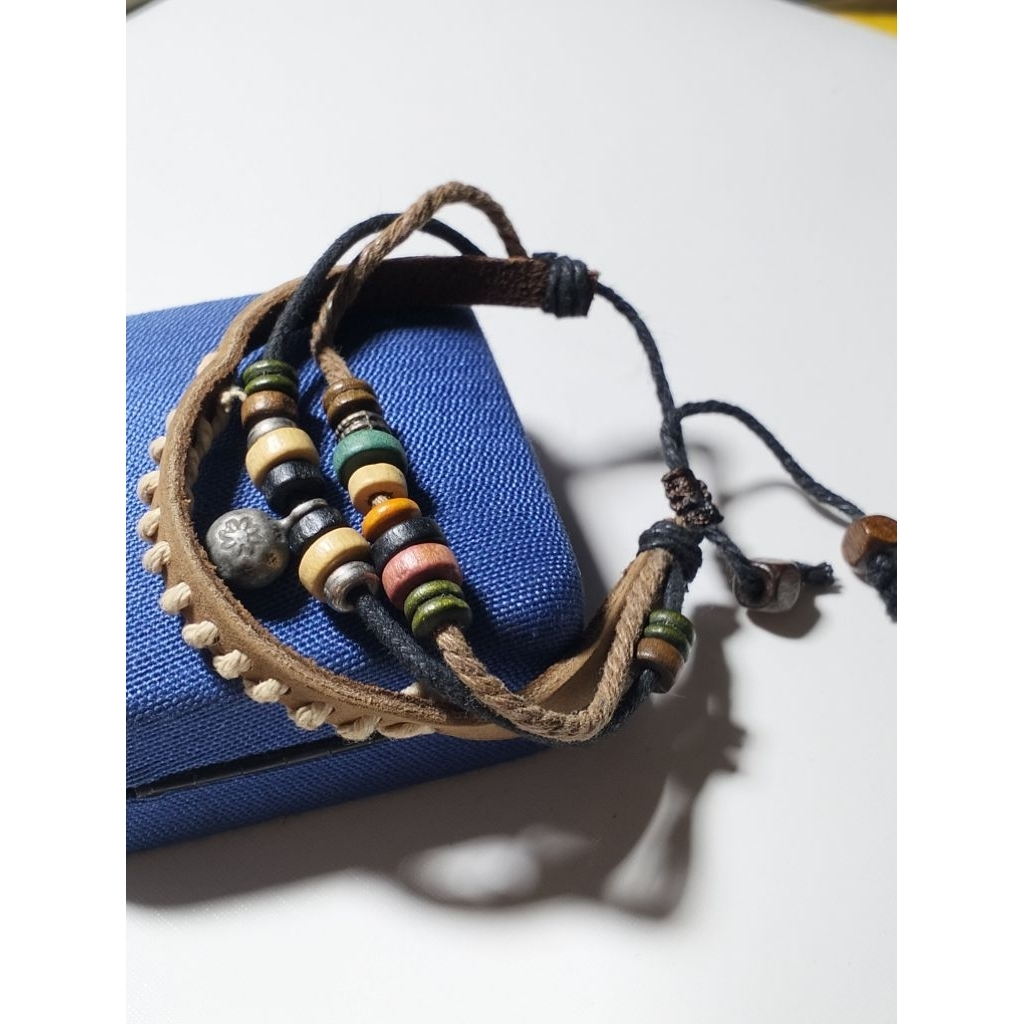 STYLISH BRACELETS – MANY BEAUTIFUL สไตล์ส่วนบุคคล – 2HAND – SI JAPAN