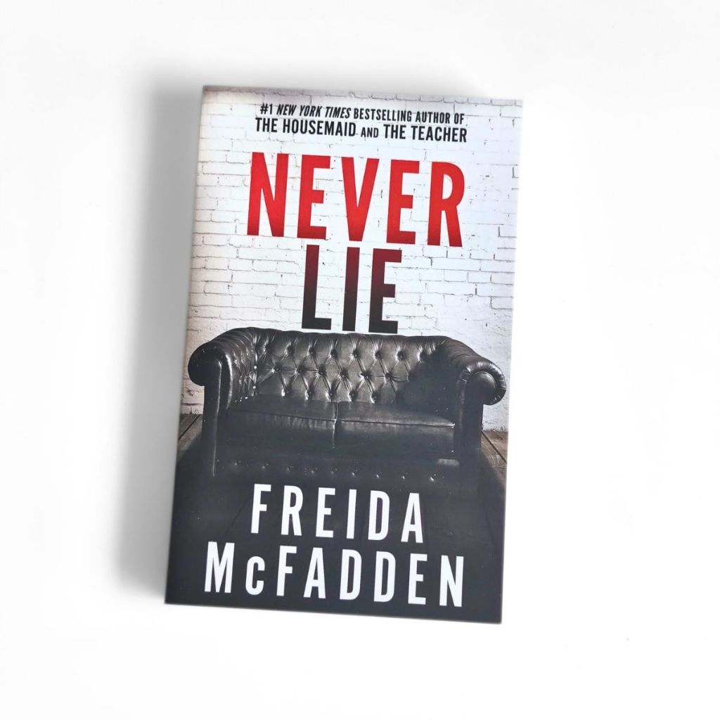 หนังสือ - Never Lie โดย Freida McFadden (สวนแห่งหนังสือ)