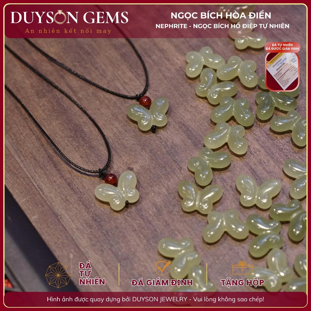 สร้อยคอหยก Hoa Dien ธรรมชาติพร้อมหยกเรียบชื้นสีเขียวผสมด้ายสีดํา Duyson Gems