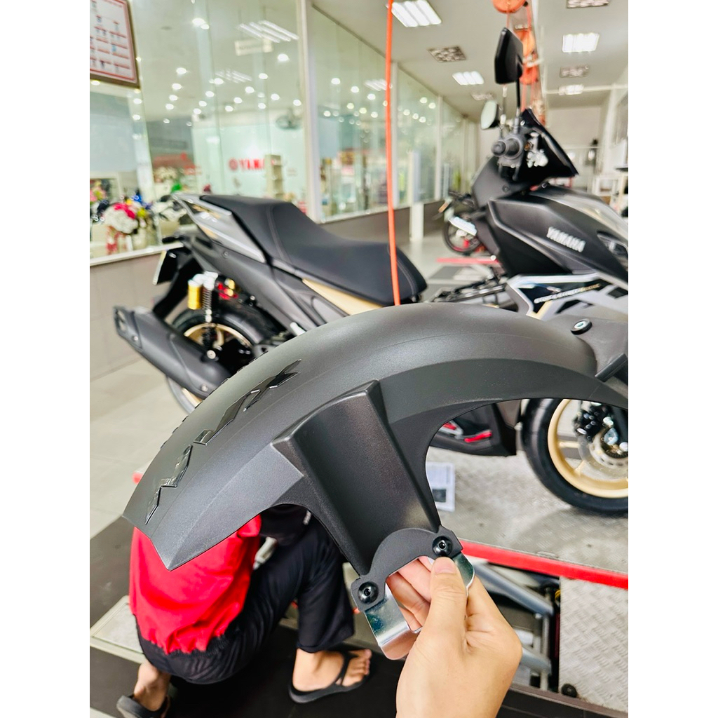 ชุดบังโคลน NVX v3 ชุดกระเป๋า YAMAHA nvx v3 ของแท้ (โปรดอ่านให้ละเอียดและเรียงรถของคุณ)