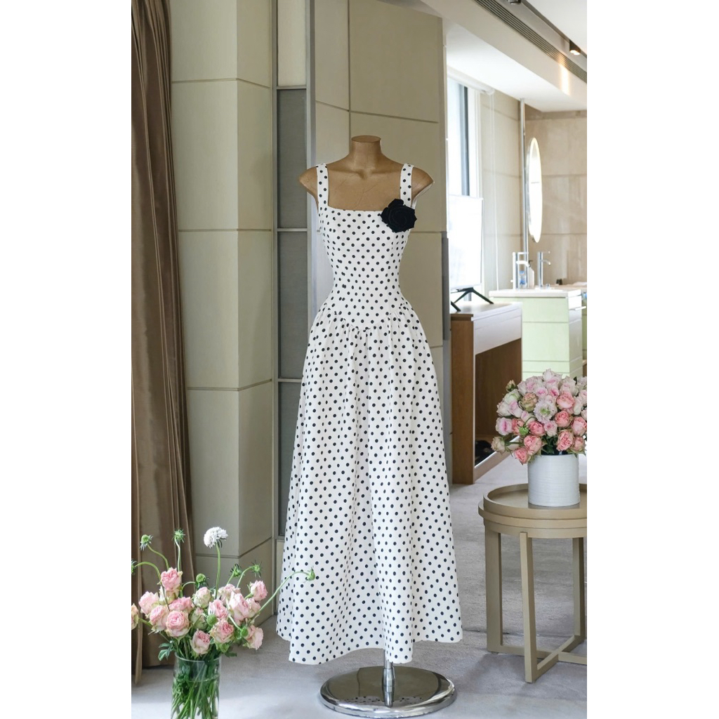 🩵แม็กซี่เดรสคอเหลี่ยมรักแร้และกระโปรงบานยาวสวย-HKT2T-Store