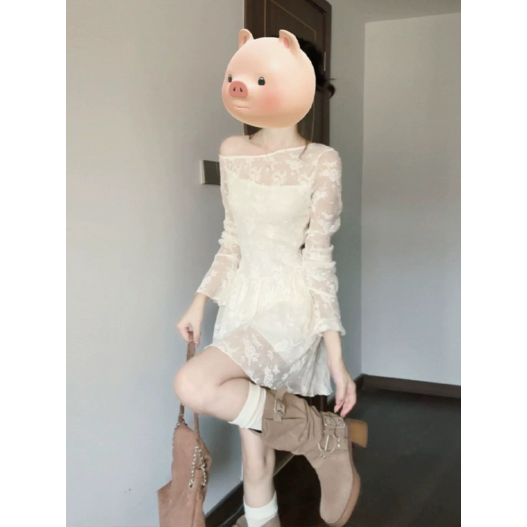 เดรสลูกไม้ปาดไหล่แขนยาว