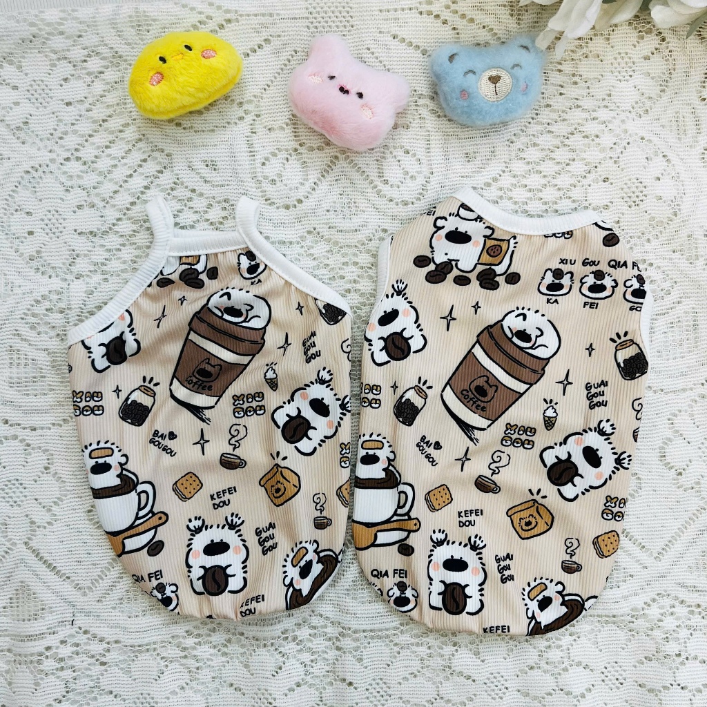 เสื้อยืด SUPER BEAUTIFUL WHITE BEAR CAFE PATTERN สําหรับ DOGS และแมว BOM.PETSHOP