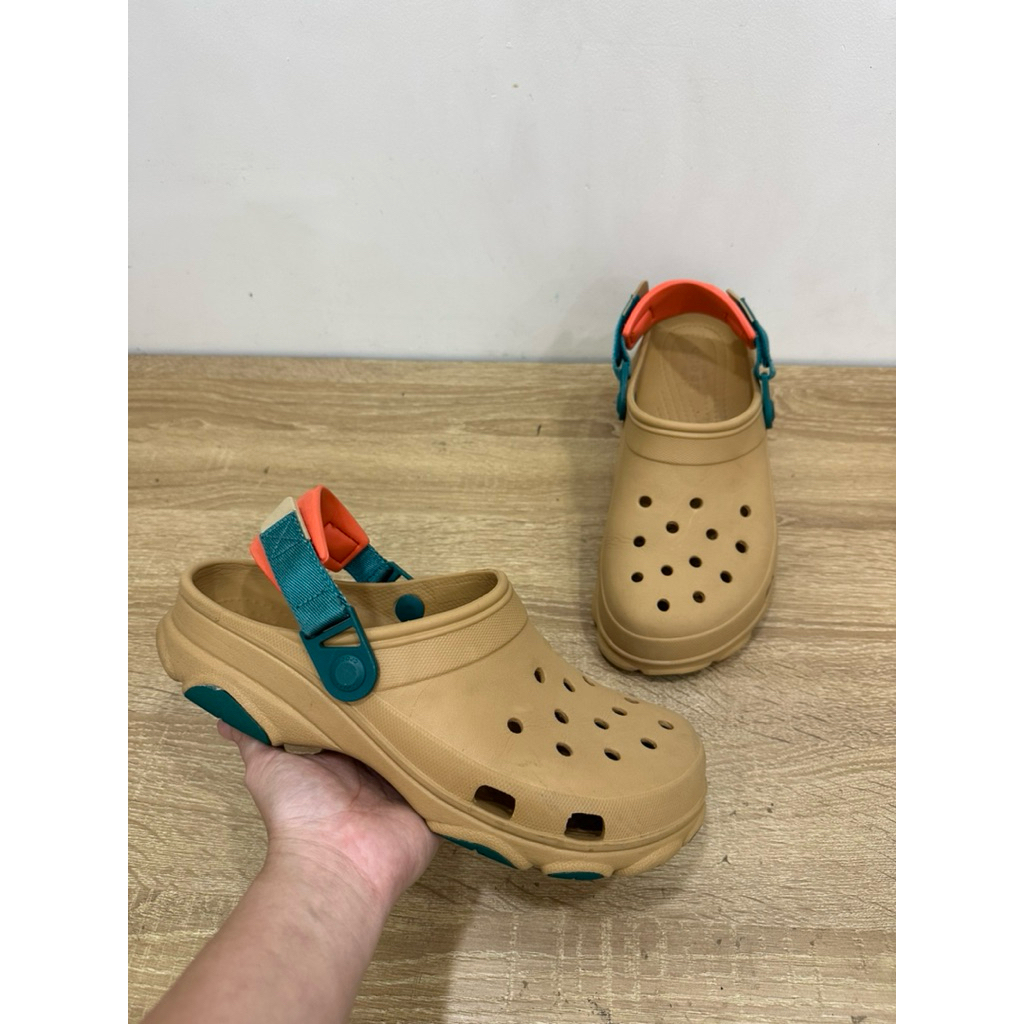 Crocs 2hand size M9-42/43 ใหม่เอี่ยม ภาพถ่ายจริง