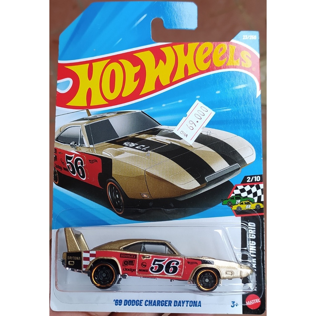 Hot Wheels Fast & Furious 69 Dodge Charger Daytona