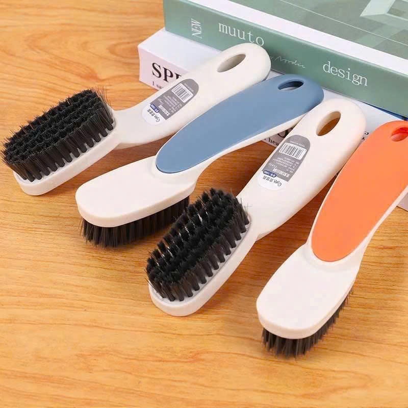 แปรงขัดรองเท้าขนาดเล็กอเนกประสงค์สะดวกพร้อมด้ามยาวหลายสี (sukem-shop89)