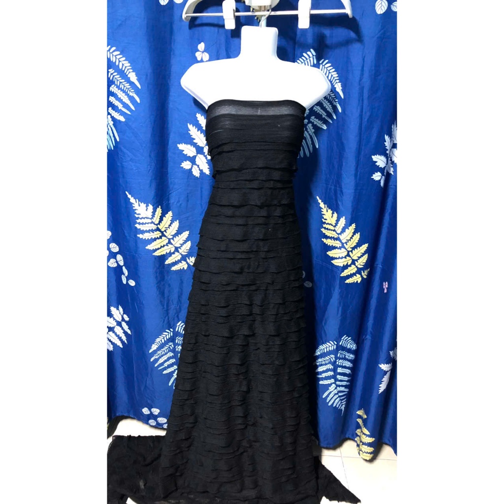 B470 - ผ้าลูกไม้จีบสีดํา (2.5m x 1.45m) ยืด 4 ทิศทาง