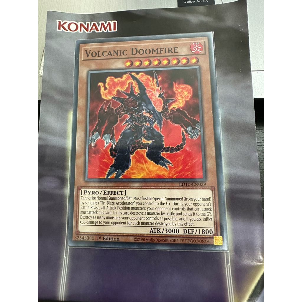 การ์ด Yugioh! Volcanic Doomfire (การ์ดจริง)