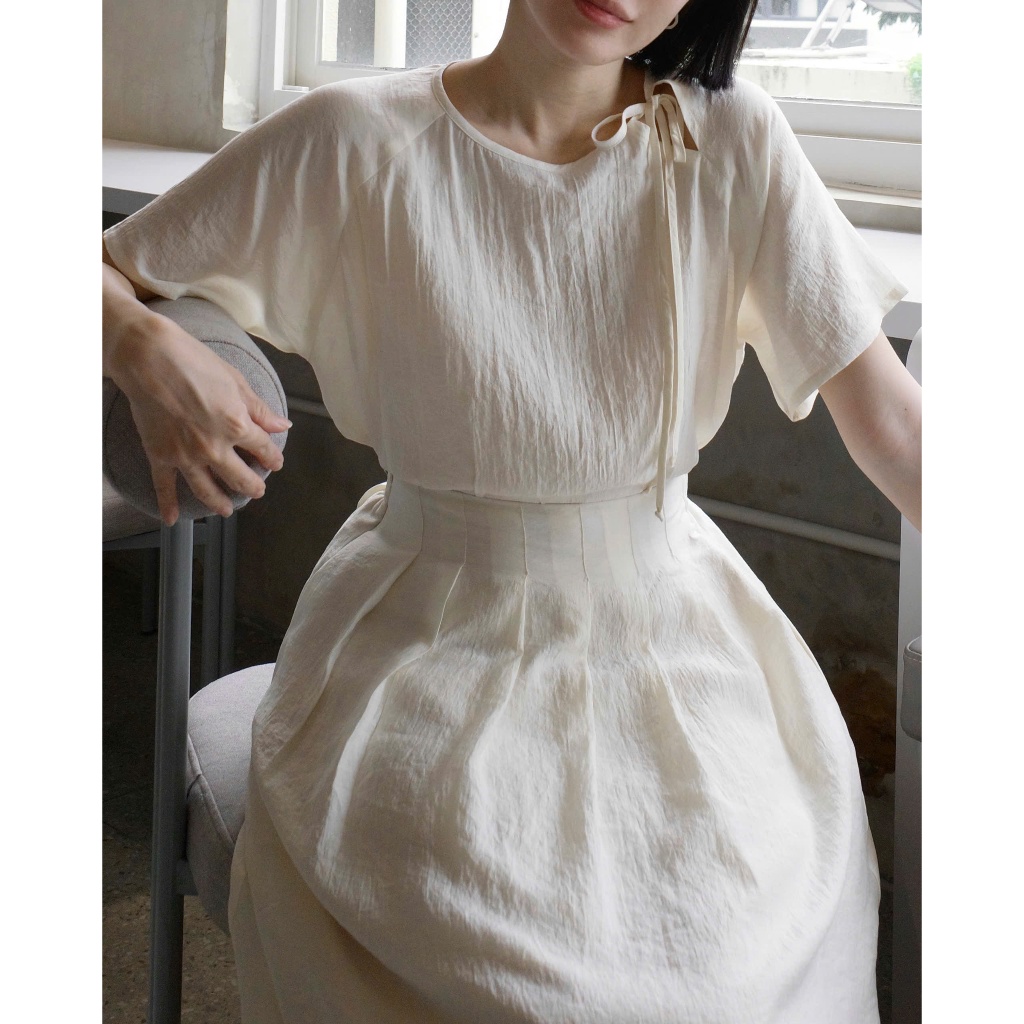 Ao An - เสื้อเชิ้ตผ้าไหมผูกโบว์ - osu