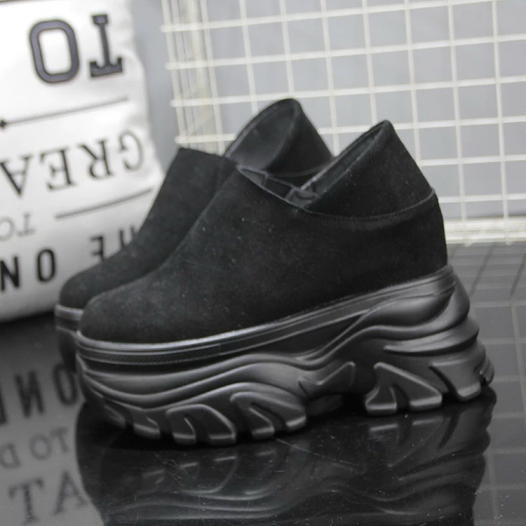 รองเท้าผ้าใบพื้นบุนวม 10cm,12cm