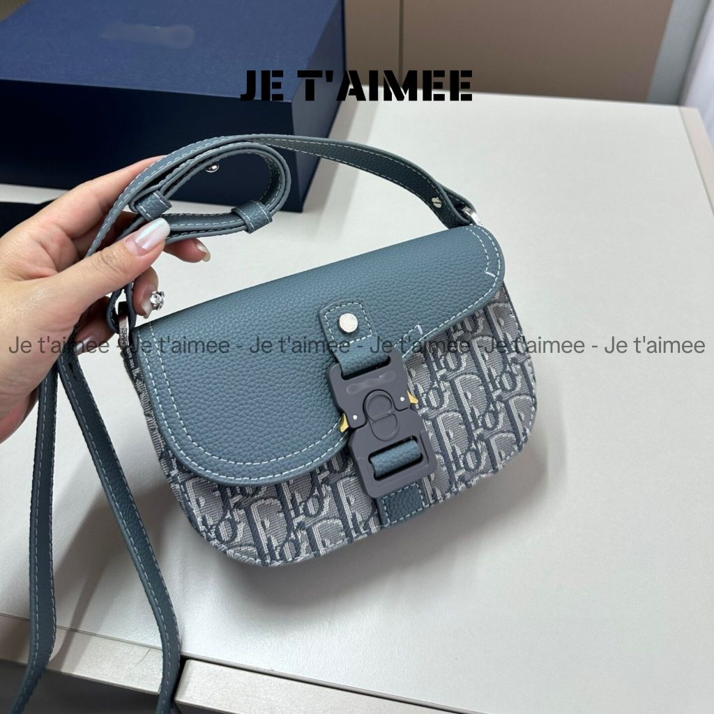 DR Small Saddle Bag with Flap - Je taimee M99