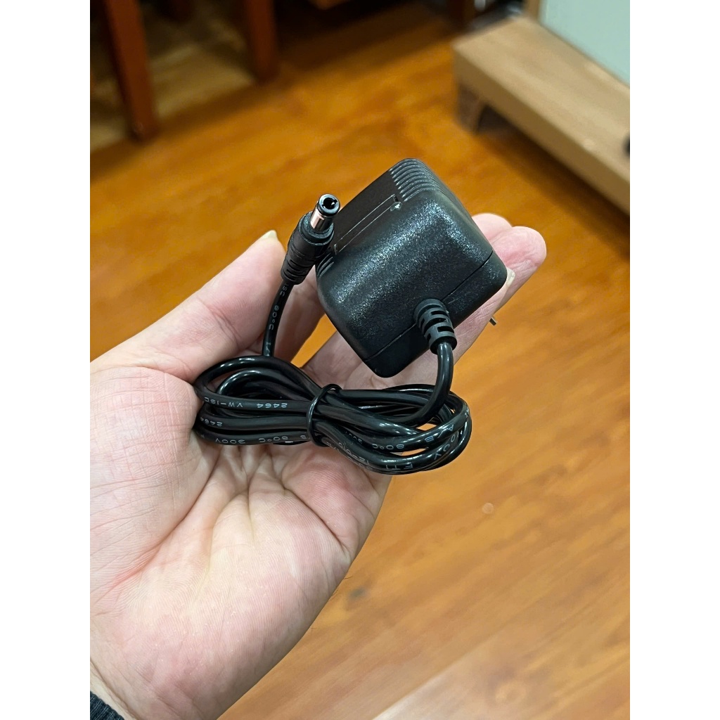 MOOER 9V DC ADAPTER พาวเวอร์ซัพพลายสําหรับ MOODER GE100 GUITAR