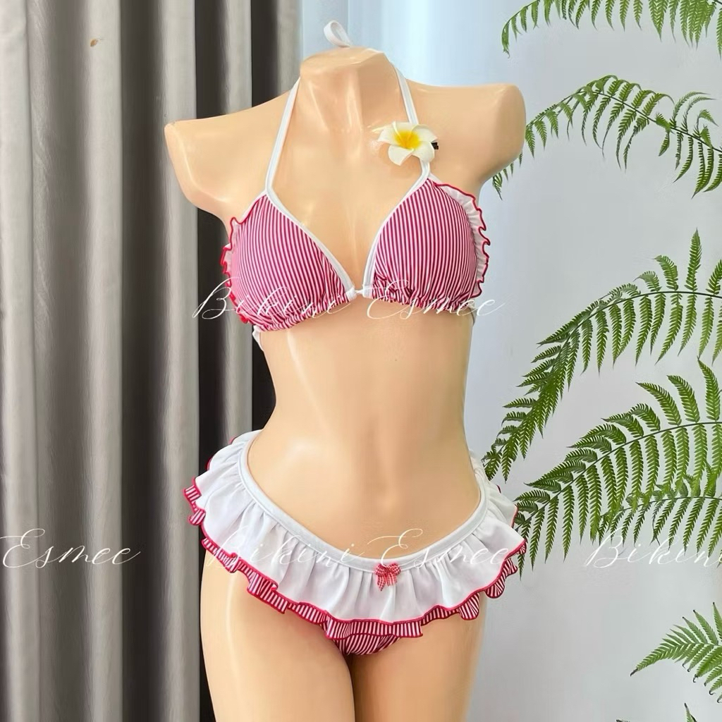 Bikini Em DTD SHOP บิกินี่ลายทางสีแดง 2 ชิ้นพร้อมโบว์กระโปรง Super Flattering