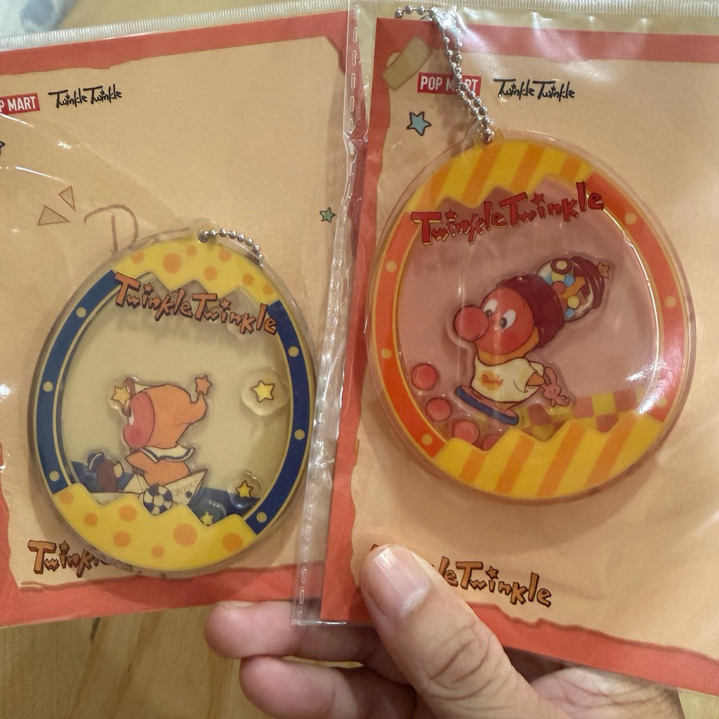 <Gift><PM 100%> โมเดลตัวละคร P0pmart และพวงกุญแจ