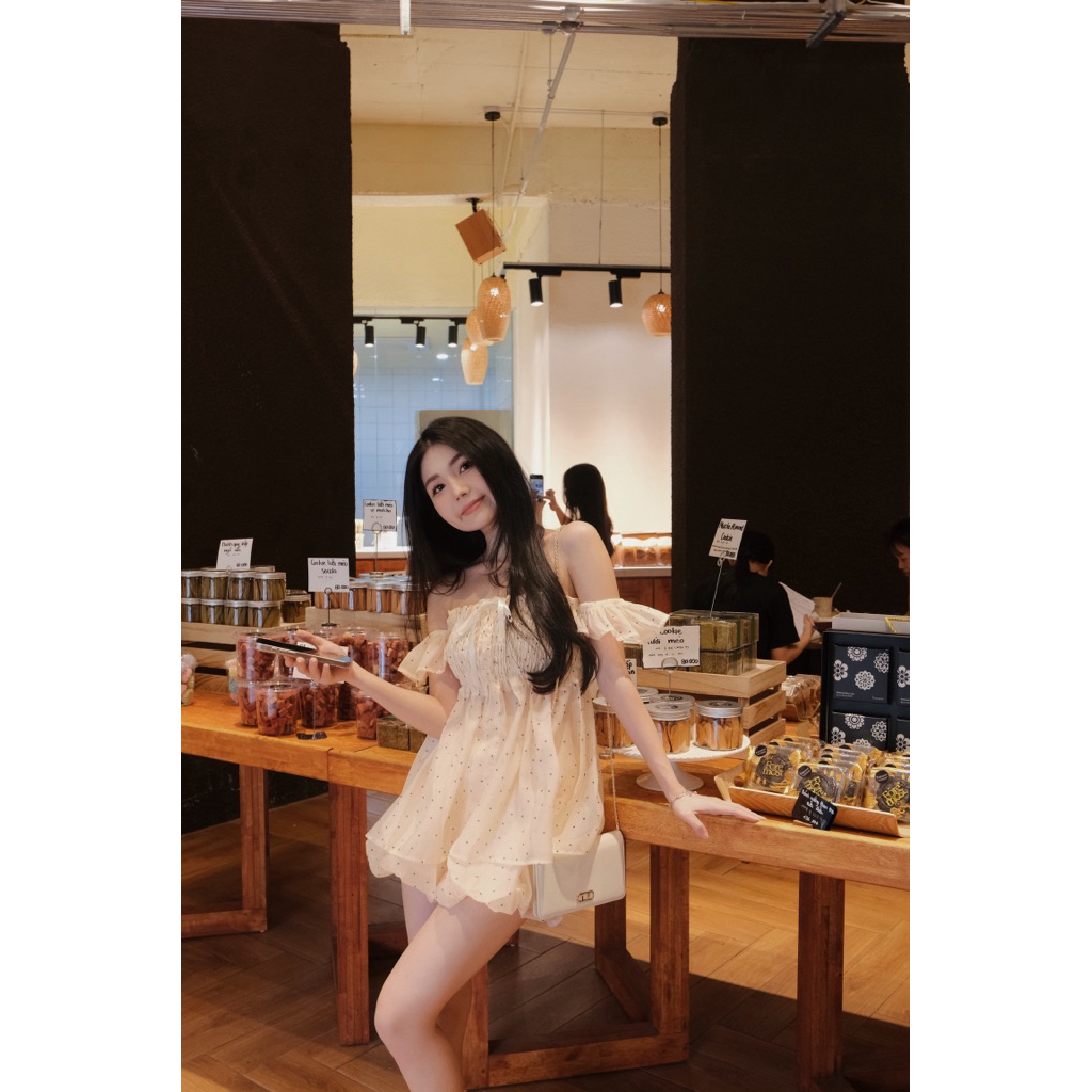 ดีลเปิด | ชุดลินซี่ | ชุดเสื้อกระโปรงลายจุดสีเบจน่ารักสําหรับเด็กผู้หญิง