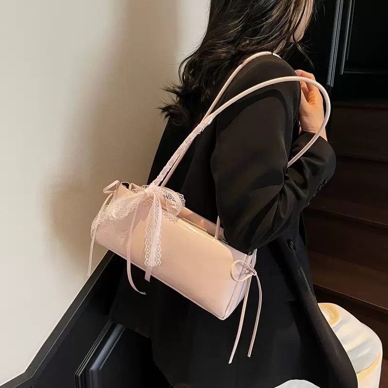 [CS06] กระเป๋าสะพายข้าง RECTANGULAR BOWN