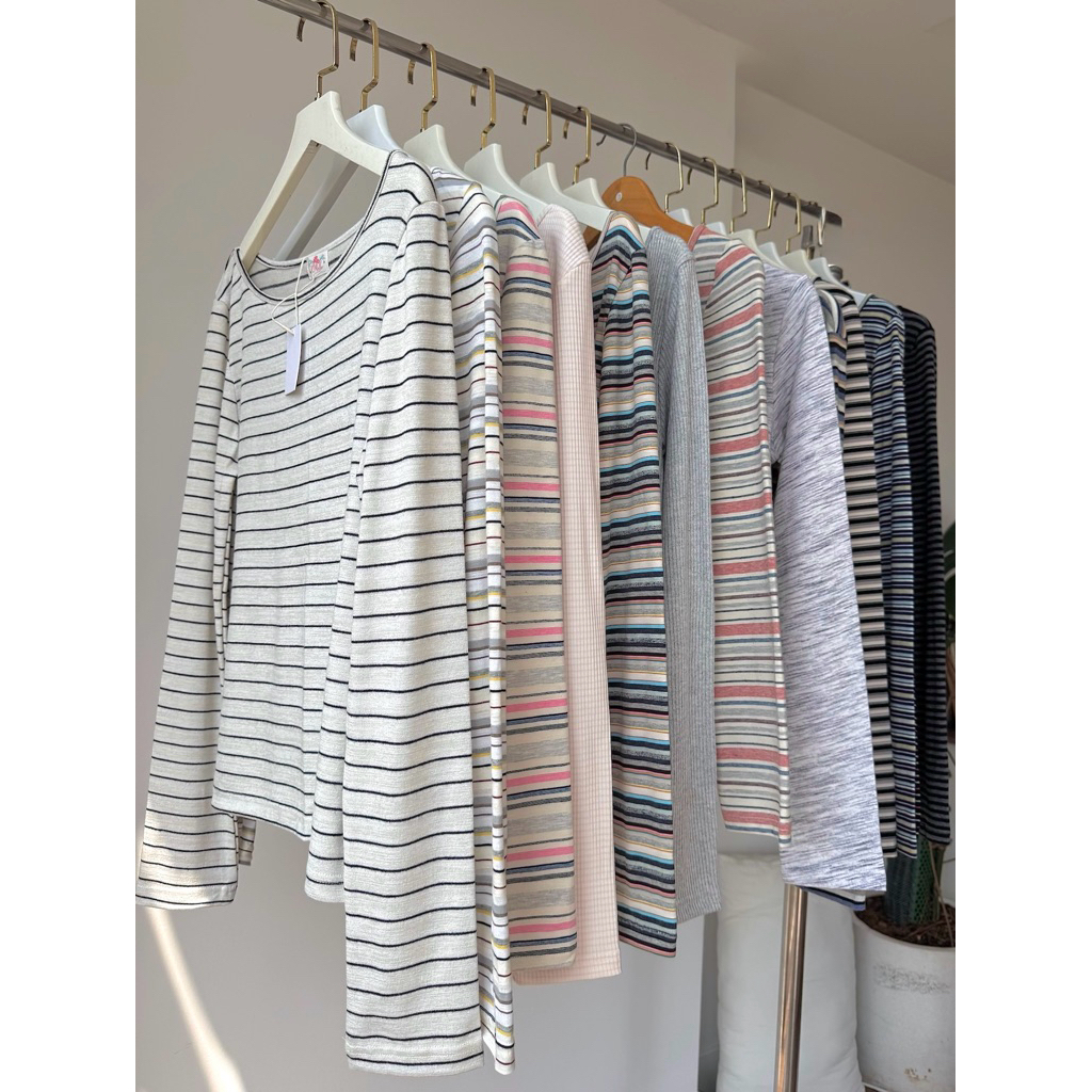 MOLLYE - HAVEN TOPS| เสื้อยืดแขนยาวผู้หญิงคอกลมเปิดไหล่ทรงหลวมผ้าบางสําหรับออกงานหรือไปทํางาน