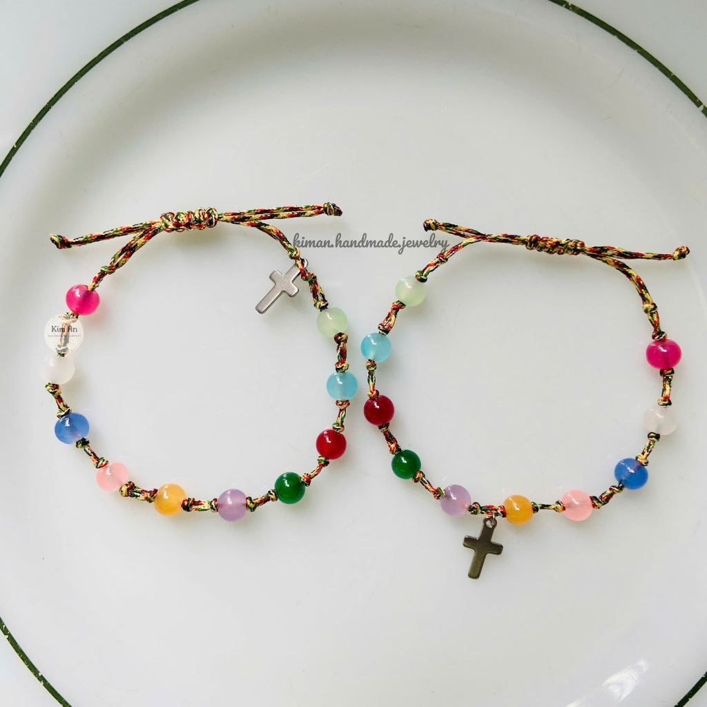 กำไลข้อมือสายประคำคาทอลิก เชือกห้าสี | เครื่องประดับคาทอลิก Catholic Rosary Bracelet – Five-Color Cord | Catholic Accessories
