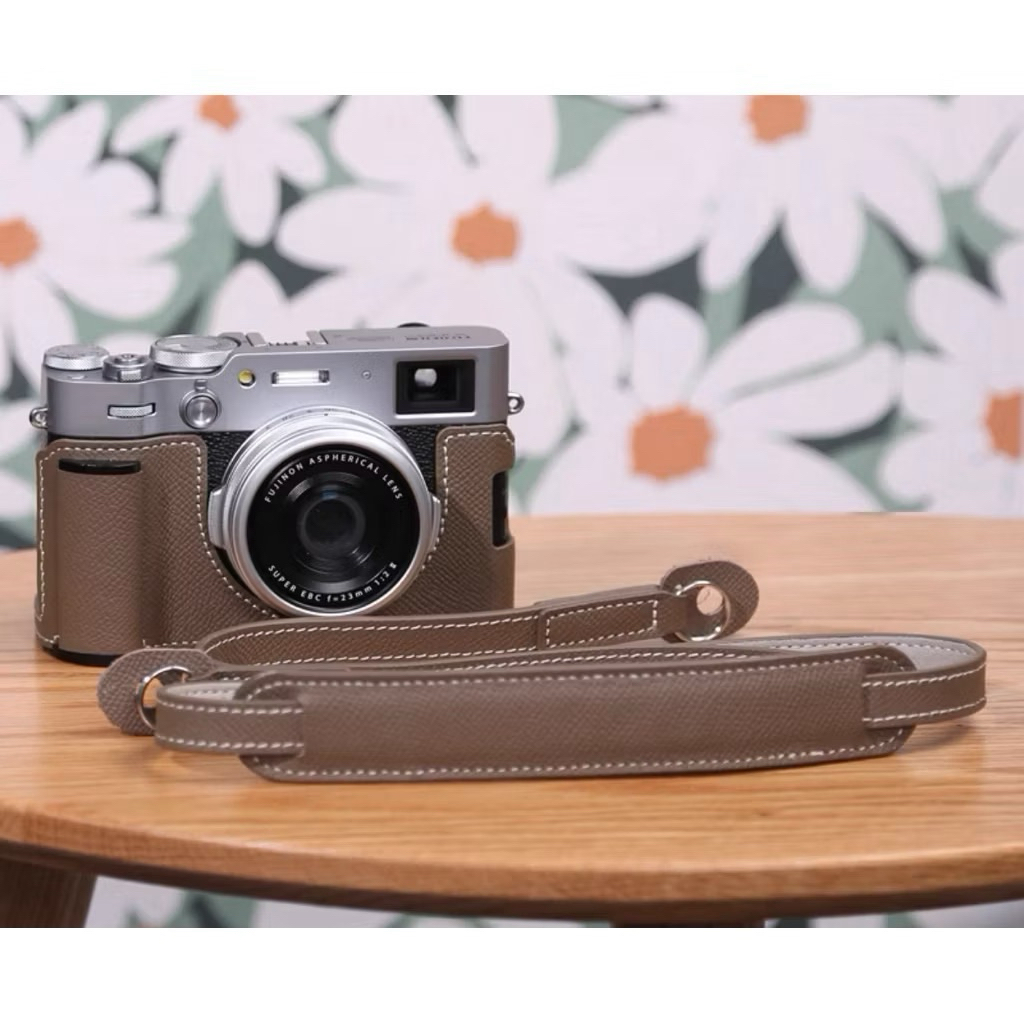 [พร้อมส่ง]FILM LEATHER CASE-BACK series X100VI/Xs20/ XT10-XT20-XT30II/ XM5/XT50/XE5 สีน้ําตาล GENUIN
