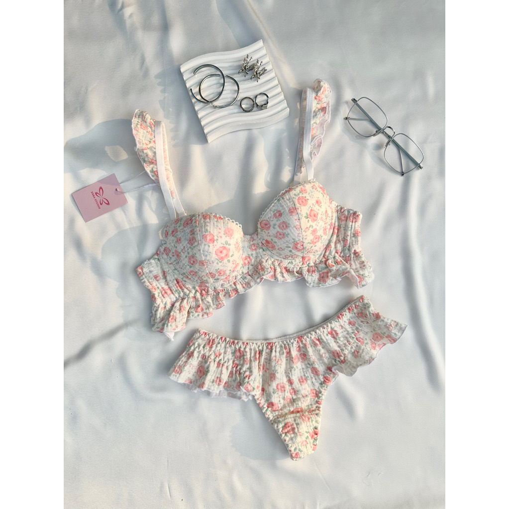 เซ็ตชุดชั้นในสตรี บรามีโครงฟองบาง ปีกนางฟ้าระบาย ผ้ามัสลินลายดอกไม้น่ารัก