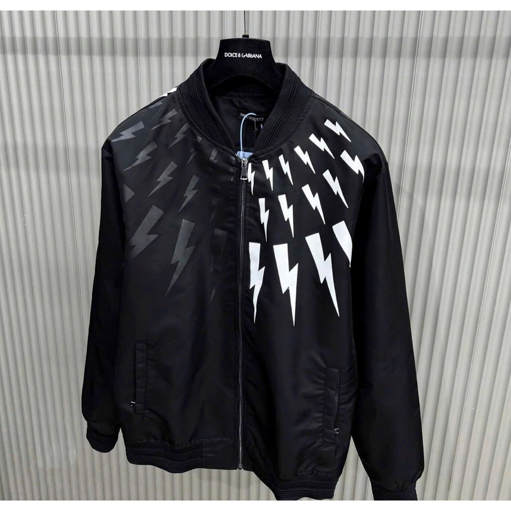 แจ็คเก็ตสายฟ้า DSq!*