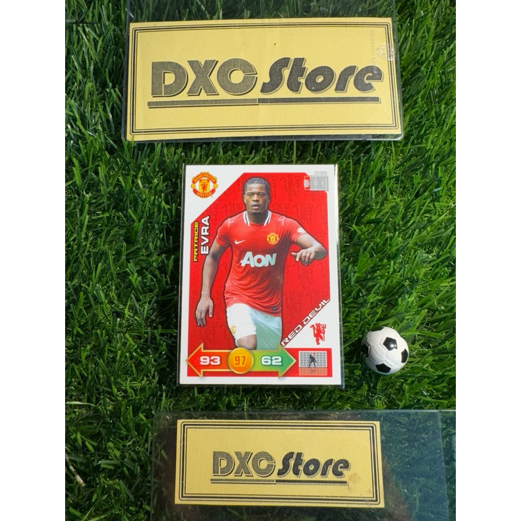[ ของแท้ ] - RED DEVIL - PANINI ADRENALYN XL MANCHESTER UNITED 2011/2012 - PATRICE EVRA