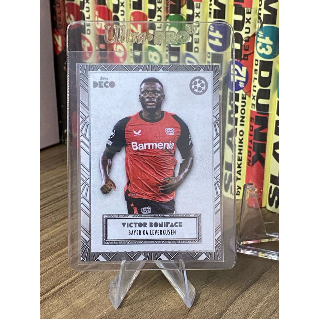 [การ์ดแข็ง] การ์ดเครื่องเล่น Victor Boniface Topps Deco 2024-25 Bayer 04 Leverkusen