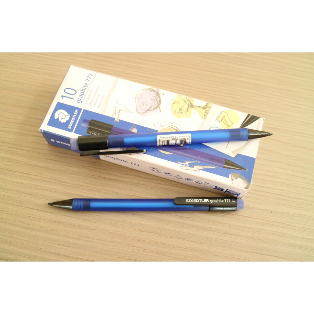 Staedtler Graphite 777 05-3 Pressed Pencil 0.5 mm สีน้ําเงินเข้ม
