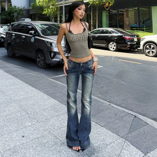 TWENTI กางเกงยีนส์เอวต่ำ ผ้ายืด ขาบาน ปักกระเป๋า