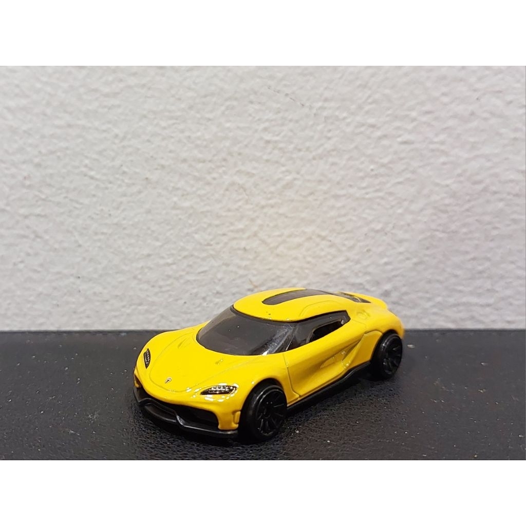 Hot Wheels Koenigsegg Gemera รถโมเดล