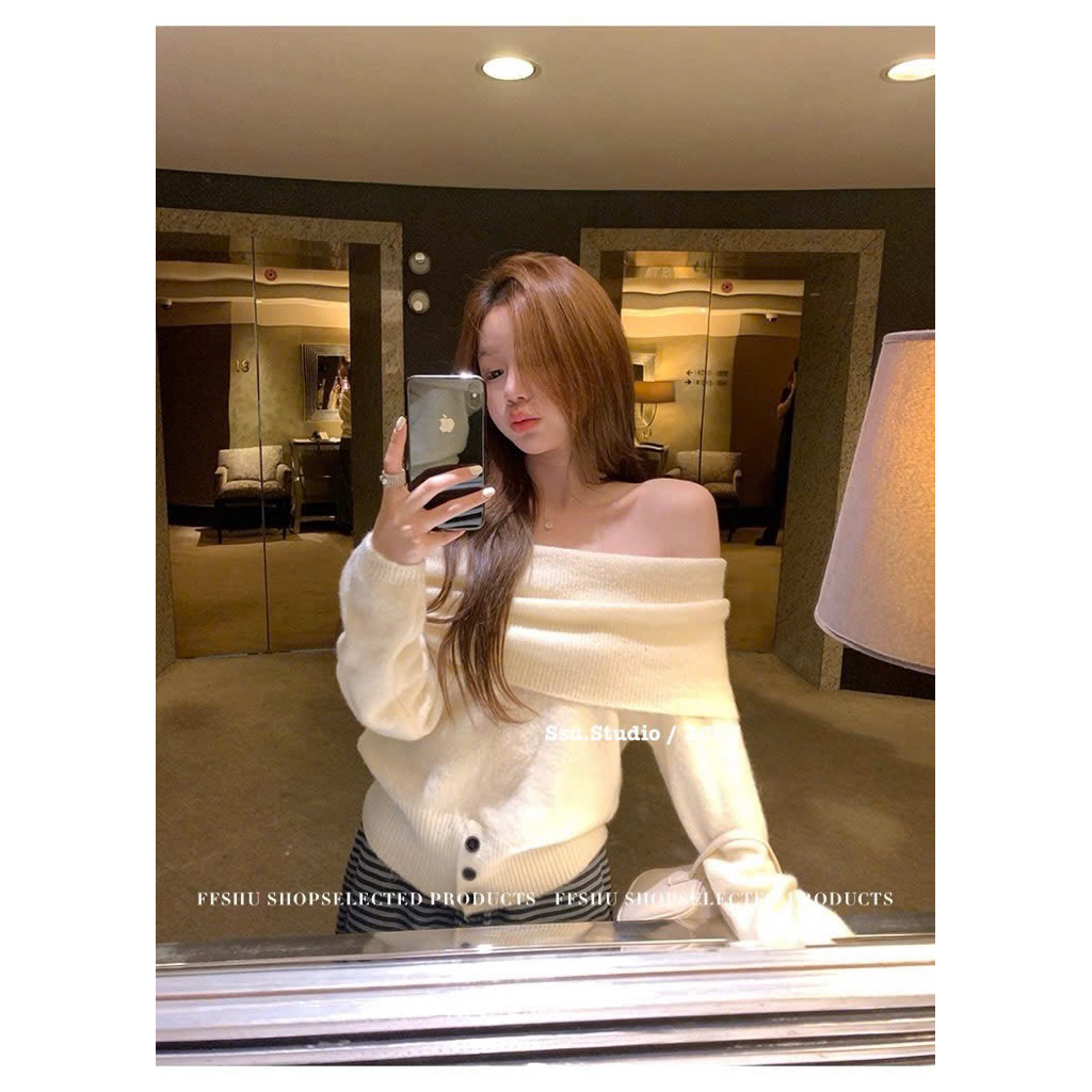 @Gava.studio//OFF SHOULDER BUTTONED WOOL UNDER QC