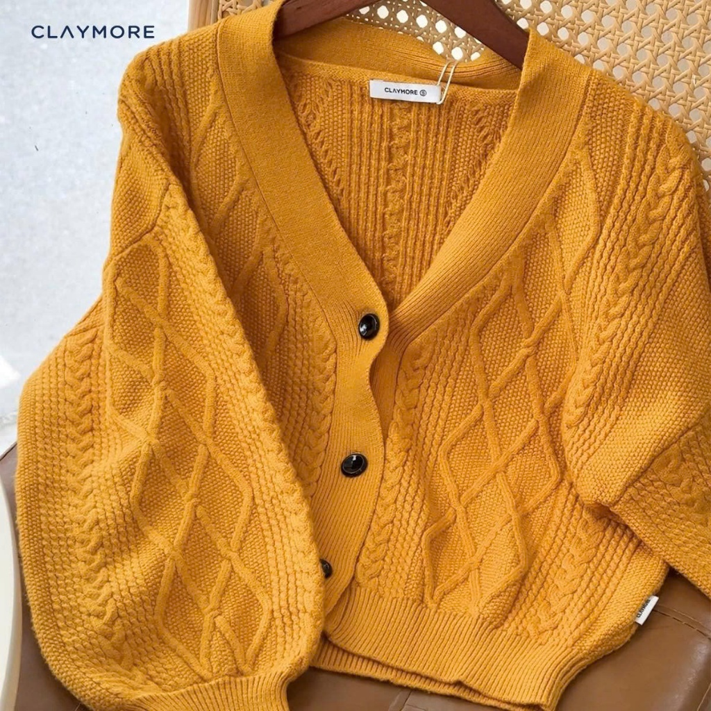 CLAYMORE เสื้อโค้ทขนสัตว์สั้นคอวีหรูหราของผู้หญิง MS C0621W1327LC
