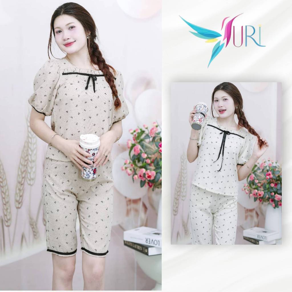 URI ชุดนอน ชุดอยู่บ้านคอเหลี่ยมกางเกงขาสั้น