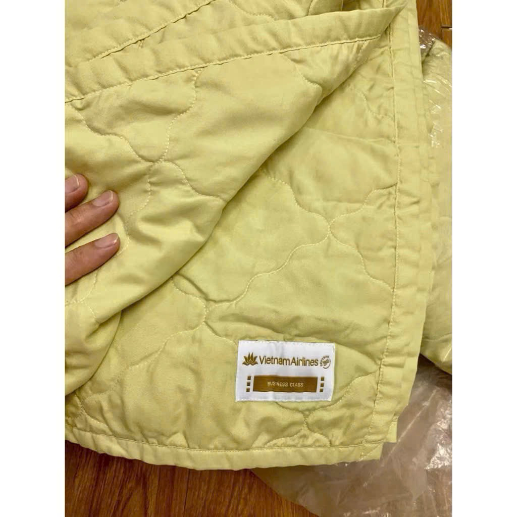 ผ้าห่มการบิน Vip NEW รุ่น 1m2 x 1m9