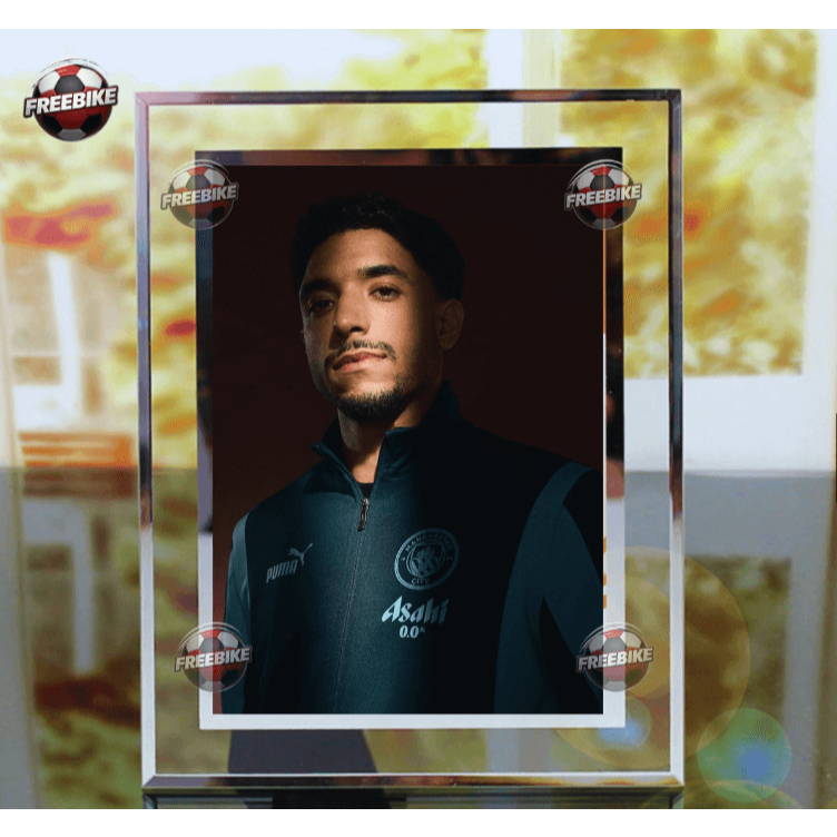 กรอบรูปโปสเตอร์ OMAR MARMOUSH พร้อมกระจกคริสตัลคุณภาพสูง