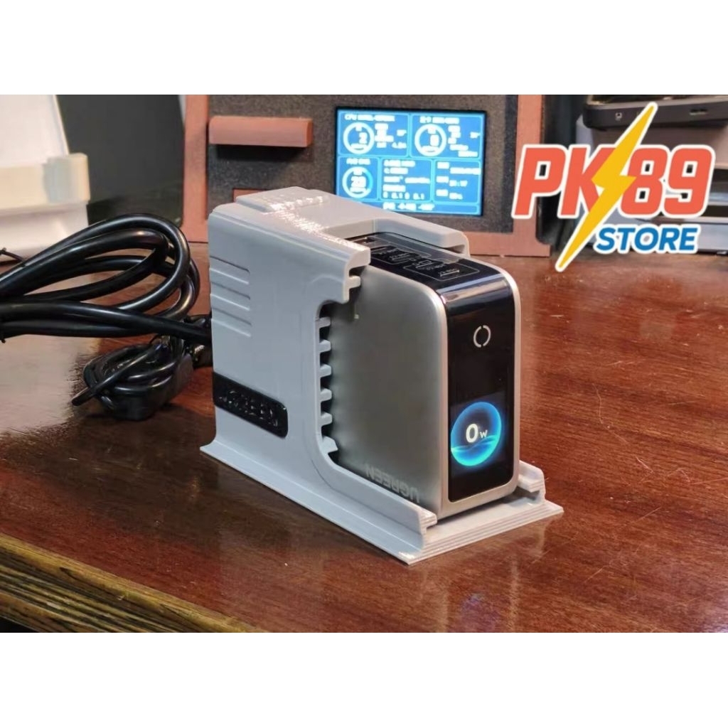 UGREEN 100W 160W fast charger holder พร้อมหน้าจอ X773 654 X774 65635 พร้อมพัดลมระบายความร้อนในตัว