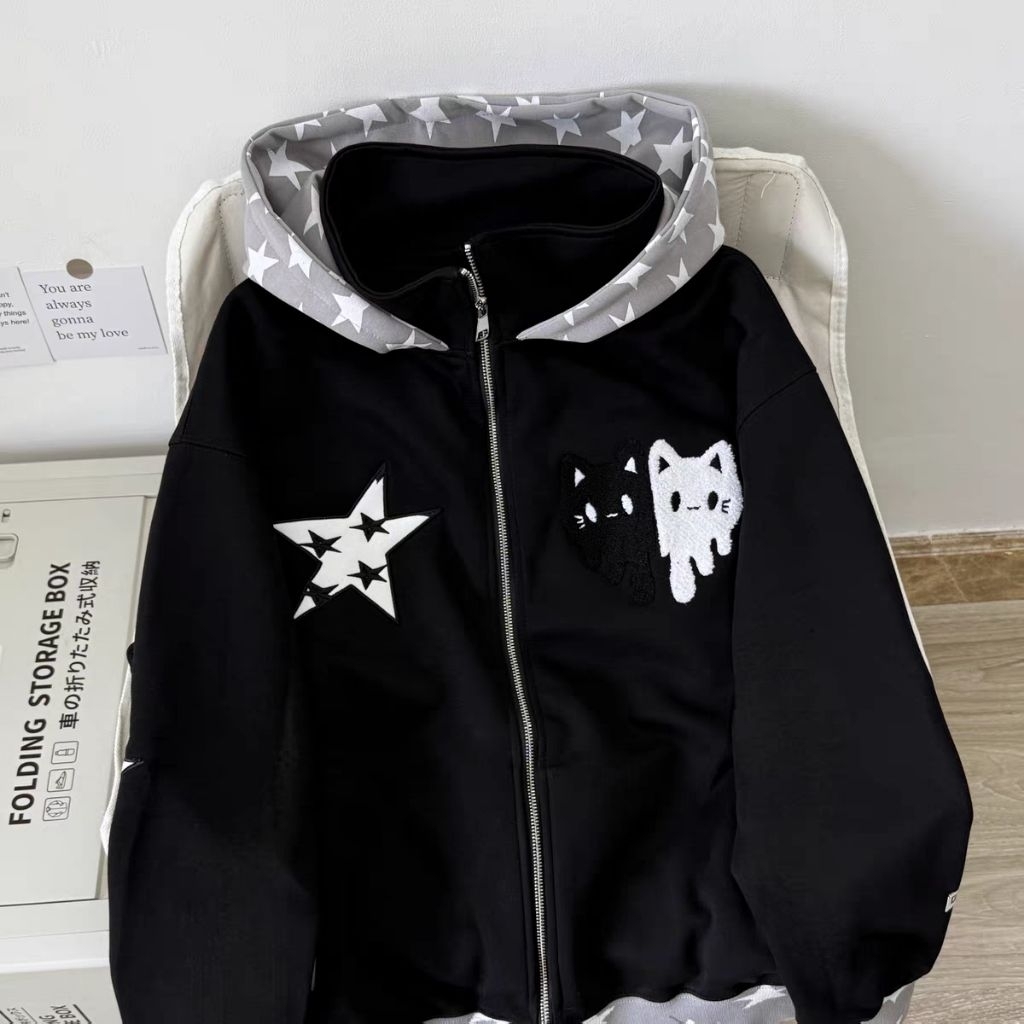 Zip Hoodie ตุ๊กตาหมีแมวสีดําและสีขาวพร้อมหมวกดาว Y2K Streetwear หนา Unisex หลวมรูปแบบ