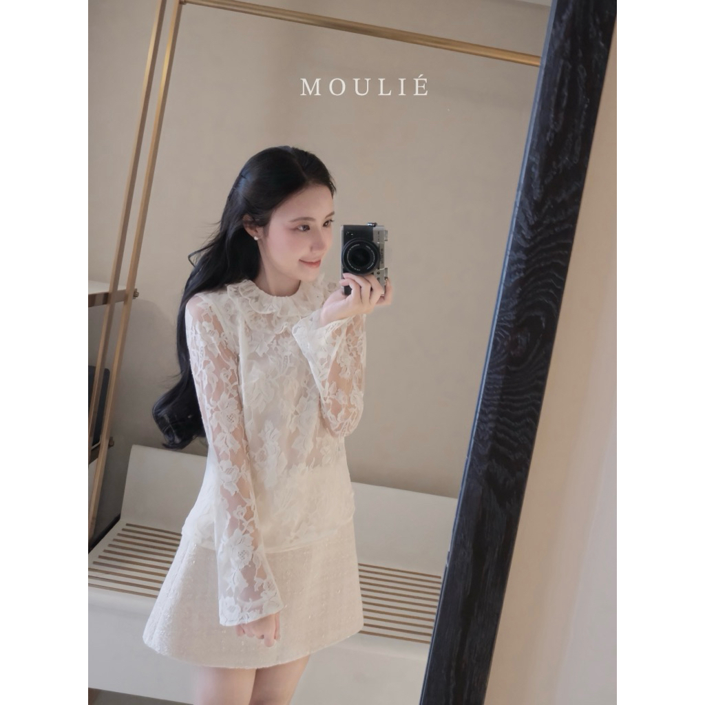 มูลี่É | Rosie Top เสื้อลูกไม้คอปกระบาย 2 ชั้น และแขนหลวม