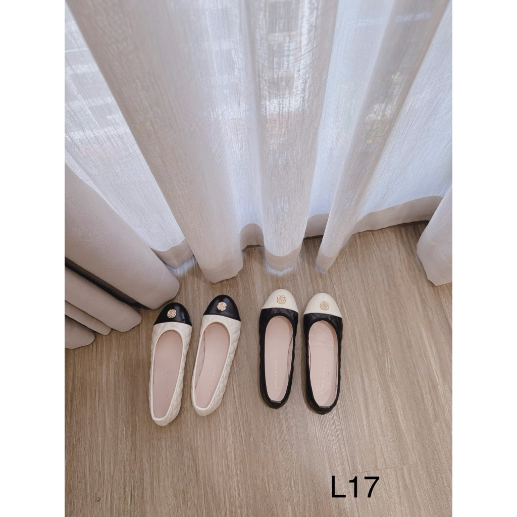 รองเท้าส้นแบนแต่ง Camellia L17