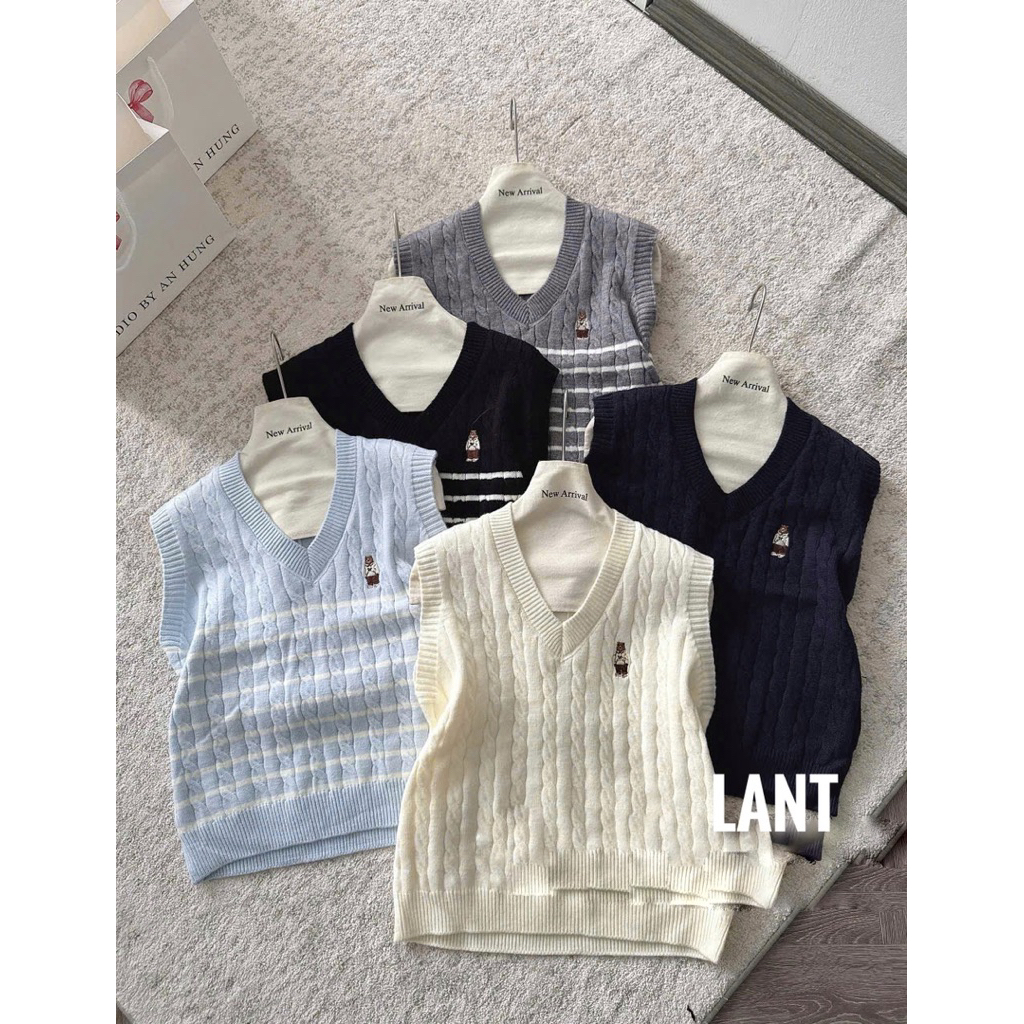 เสื้อกั๊ก Woof w 8301