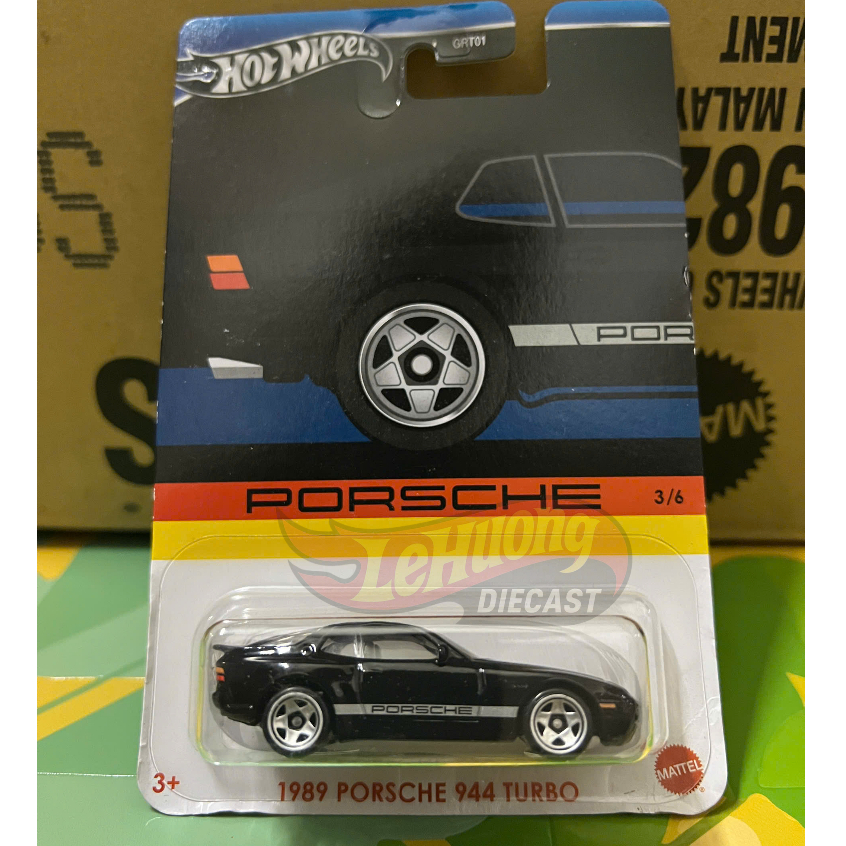 LeHuong Diecast - Hot Wheels 1989 Porsche 944 TURBO รถโมเดล (สีดํา)