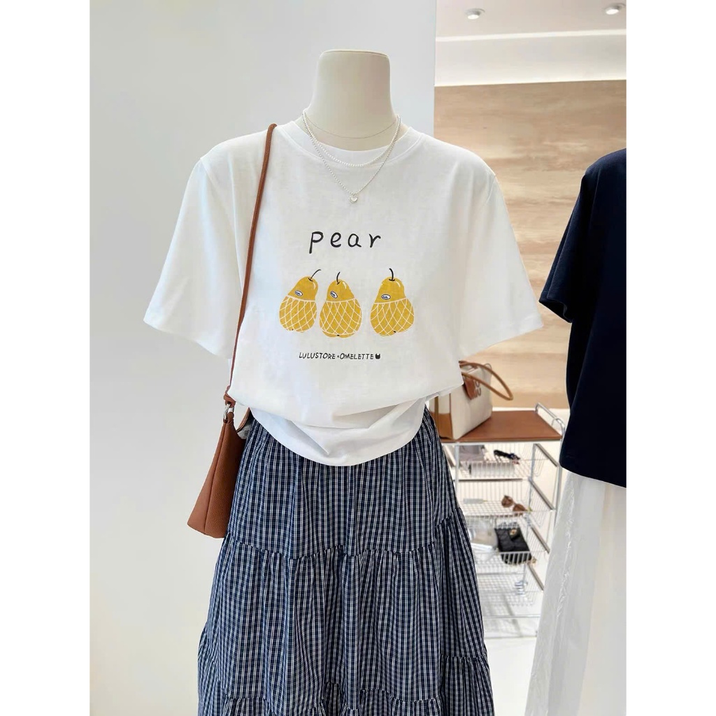 เสื้อยืดแขนสั้นผู้หญิง sassy กระดาษพิมพ์ลายอ่อนเยาว์ menina-studio เสื้อยืดผู้หญิงเท่ๆ ใส่สบาย จาก 4