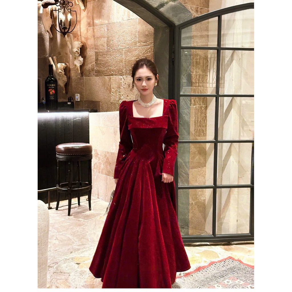 BECHIC ชุดเดรสกํามะหยี่สีแดงคอเหลี่ยมแขนยาววินเทจชุดราตรีหรูหราปาร์ตี้ปี