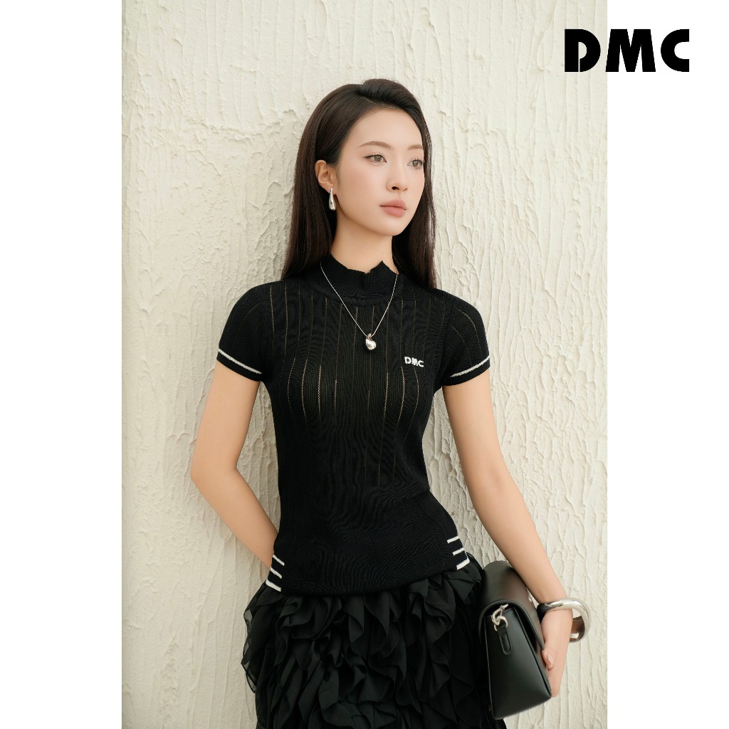 เสื้อถักคอปกสูงของผู้หญิงกุ๊นลาย DMC (เสื้อถักแขนสั้นขาวดํา)