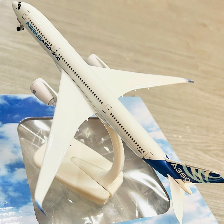 AIRBUS A350-900XWB AIRCRAFT คุณภาพสูงโลหะผสมรุ่น 1:400 ล้อ SCALE + จอแสดงผลฐาน
