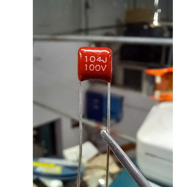 (10 ชิ้น) ตัวเก็บประจุ CBB 104J100V
